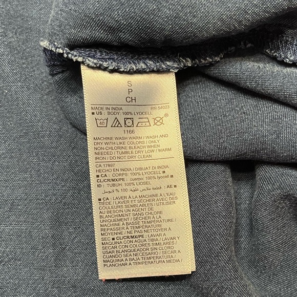 Old Navy Blue Smocked Maxi Dress Size S - Picture 8 of 9